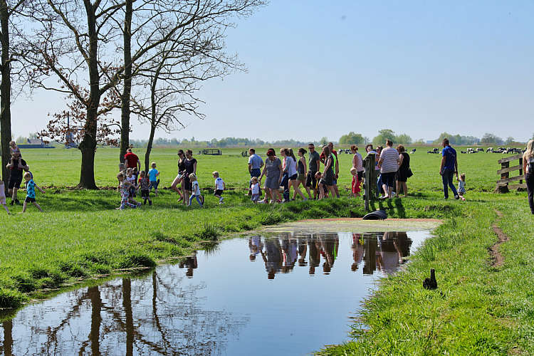 Paaseieren zoeken met en door speeltuinvereniging Wildebras_12